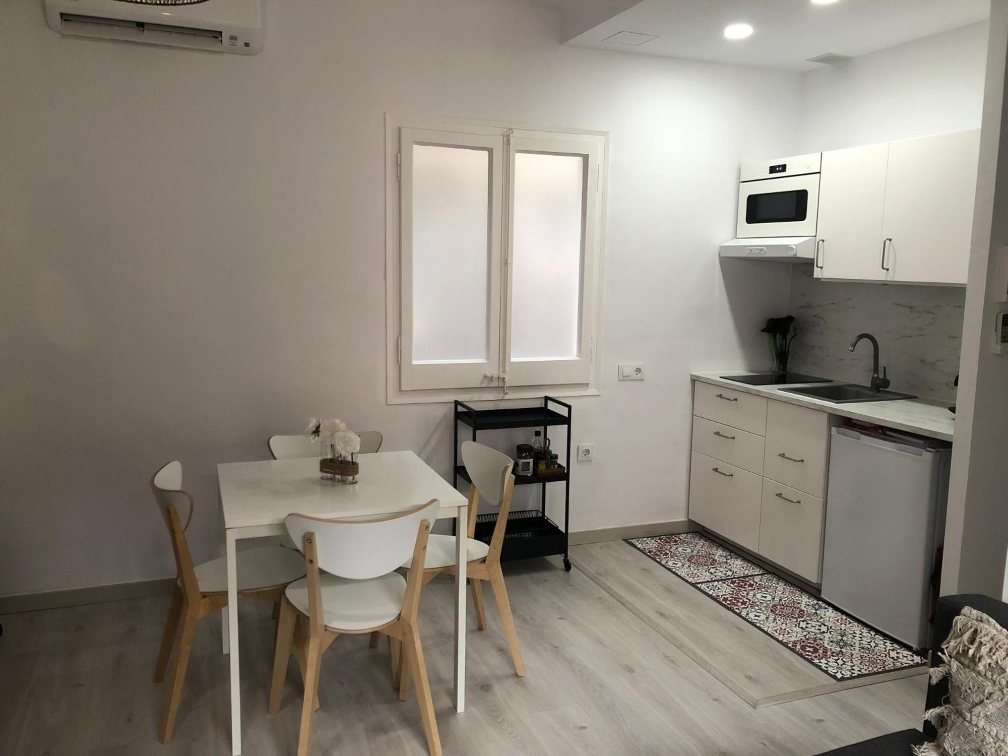 Atico Lumineux A 10 Min Du Centre Ville L'Hospitalet de Llobregat Dış mekan fotoğraf